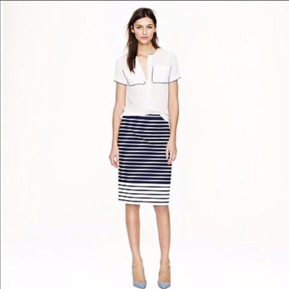 J. CREW Navy Blue/Cream Pencil Skirt Size 2- Like New